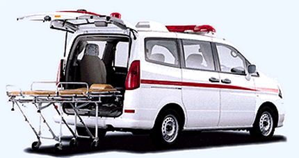 2000年発売 セレナ 救急車