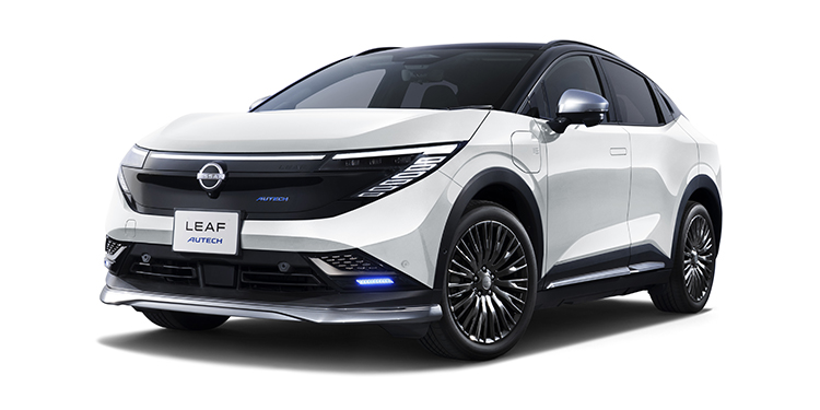 プリズムホワイト(3P) / スーパーブラック 2トーン
〈#XKJ・スクラッチシールド〉
(特別塗装色)