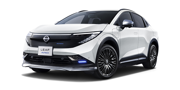 プリズムホワイト(3P)
〈#QBE・スクラッチシールド〉
(特別塗装色)