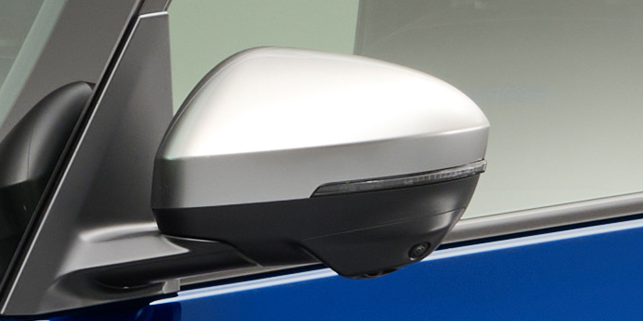 セレナ オーテック の専用エクステリア サイドターンランプ付電動格納式リモコンドアミラー(ドアロック連動格納機能付) (メタル調フィニッシュ) の拡大画像