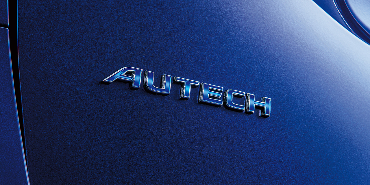 セレナ オーテック のエンブレム〈リヤ〉の拡大画像